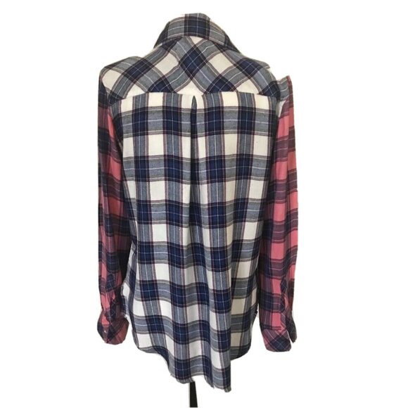 RAILS Long Sleeve Shirt Womens Size Medium Blue Plaid Pink Sleeves Solf Flannel - Picture 5 of 8